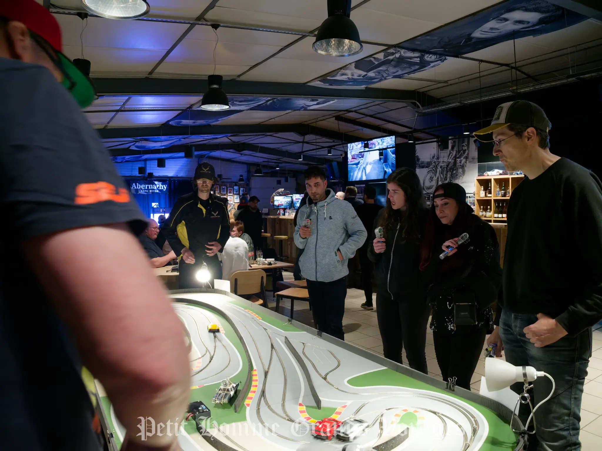 Circuit public avec partenaires